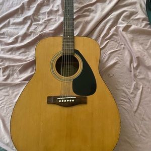 Acoustic Guitar